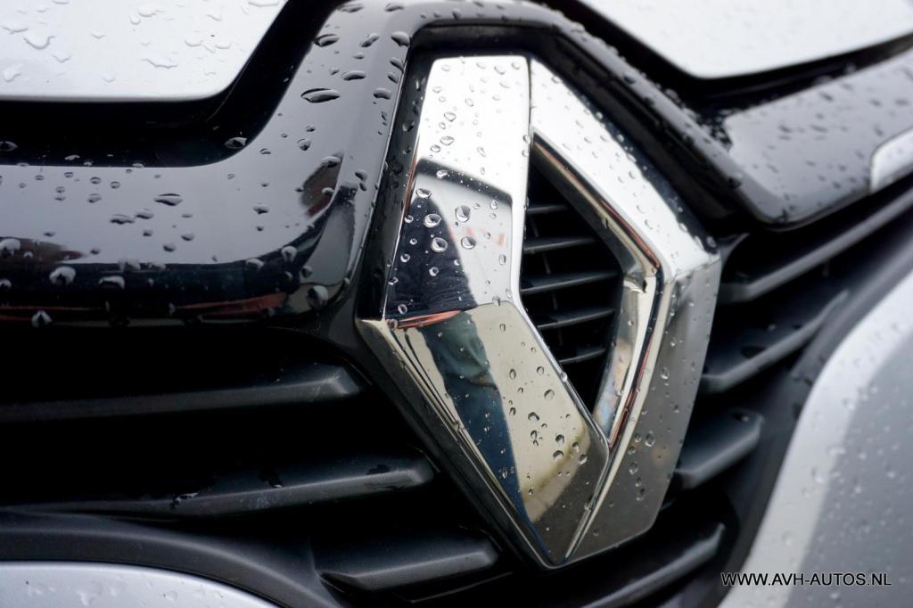 Renault Clio estate 1.5 dci ecoleader limited