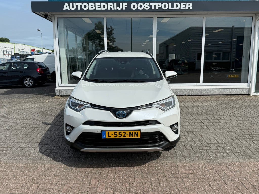 Toyota Rav4 2.5 hybrid executive business