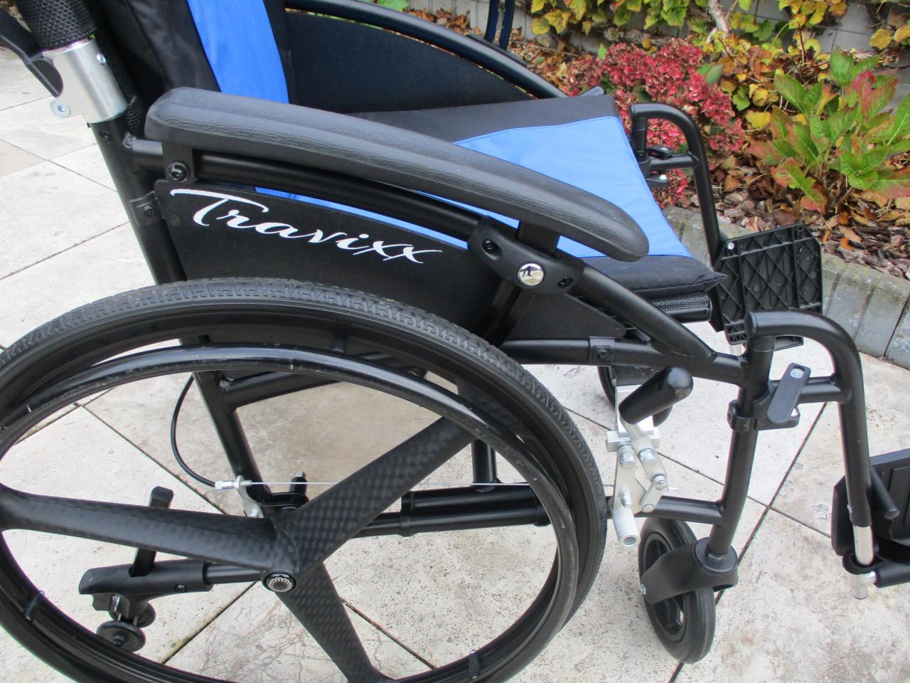 Nieuw Travixx de Luxe Comfort opvouwbare lichtgewicht rolstoel Medipoint