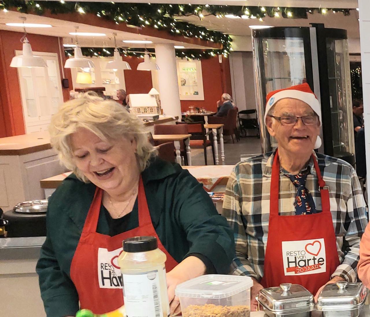 Resto VanHarte zoekt vrijwillig keukenpersoneel en gastvrouwen/heren