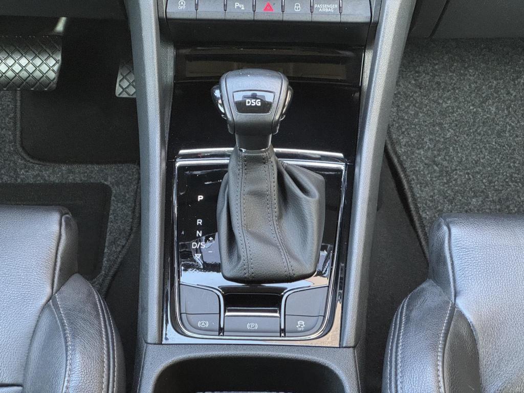 Skoda Karoq 1.5 tsi act business edition automaat nl-auto, vol-leder!