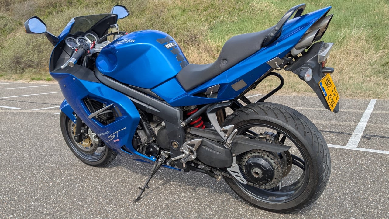 Triumph Sprint ST 1050 - Blauw - Met Brembo voorremmen!