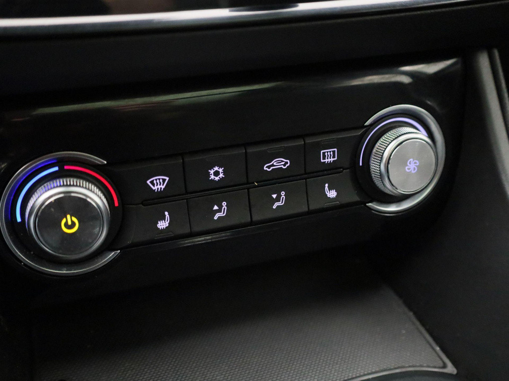 MG Zs-ev mg luxury 45 kwh aut.| panoramadak | leder | navigatie | camera | 