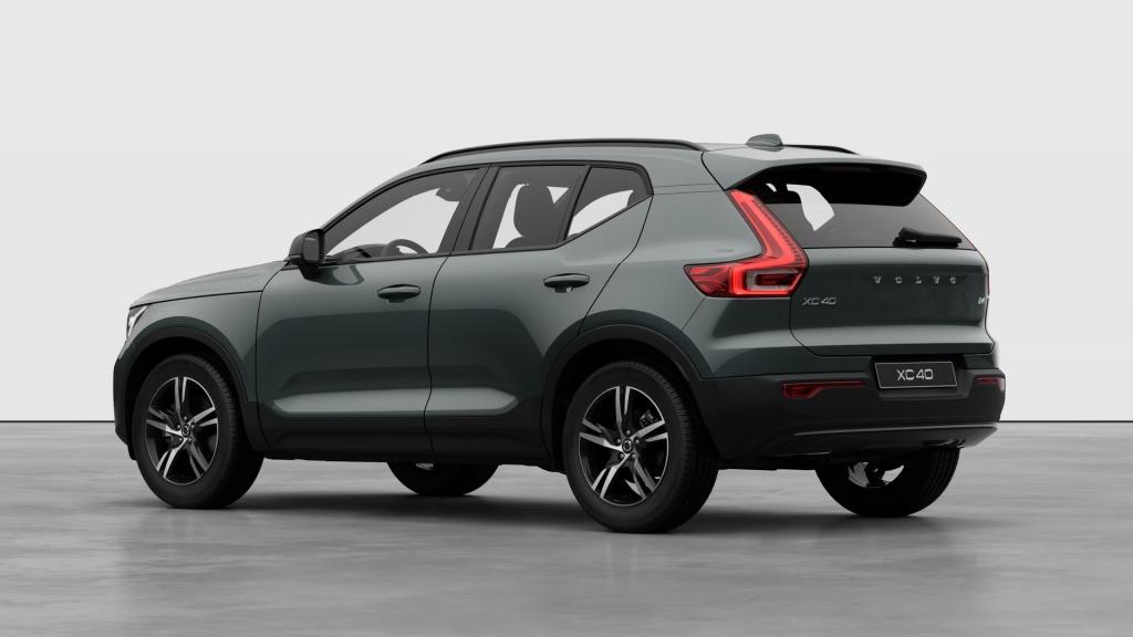 Volvo XC40 b4 gt plus dark visual park assist