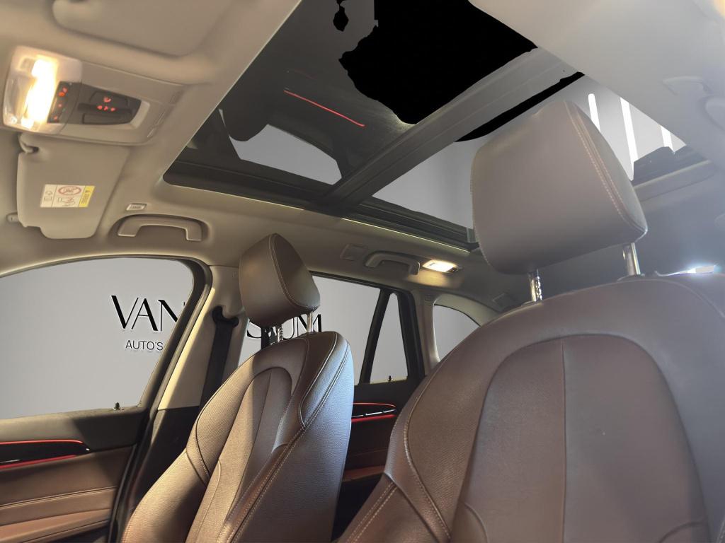 BMW X1 xdrive25e high executive x-line panorama | leder | sportstoelen | le