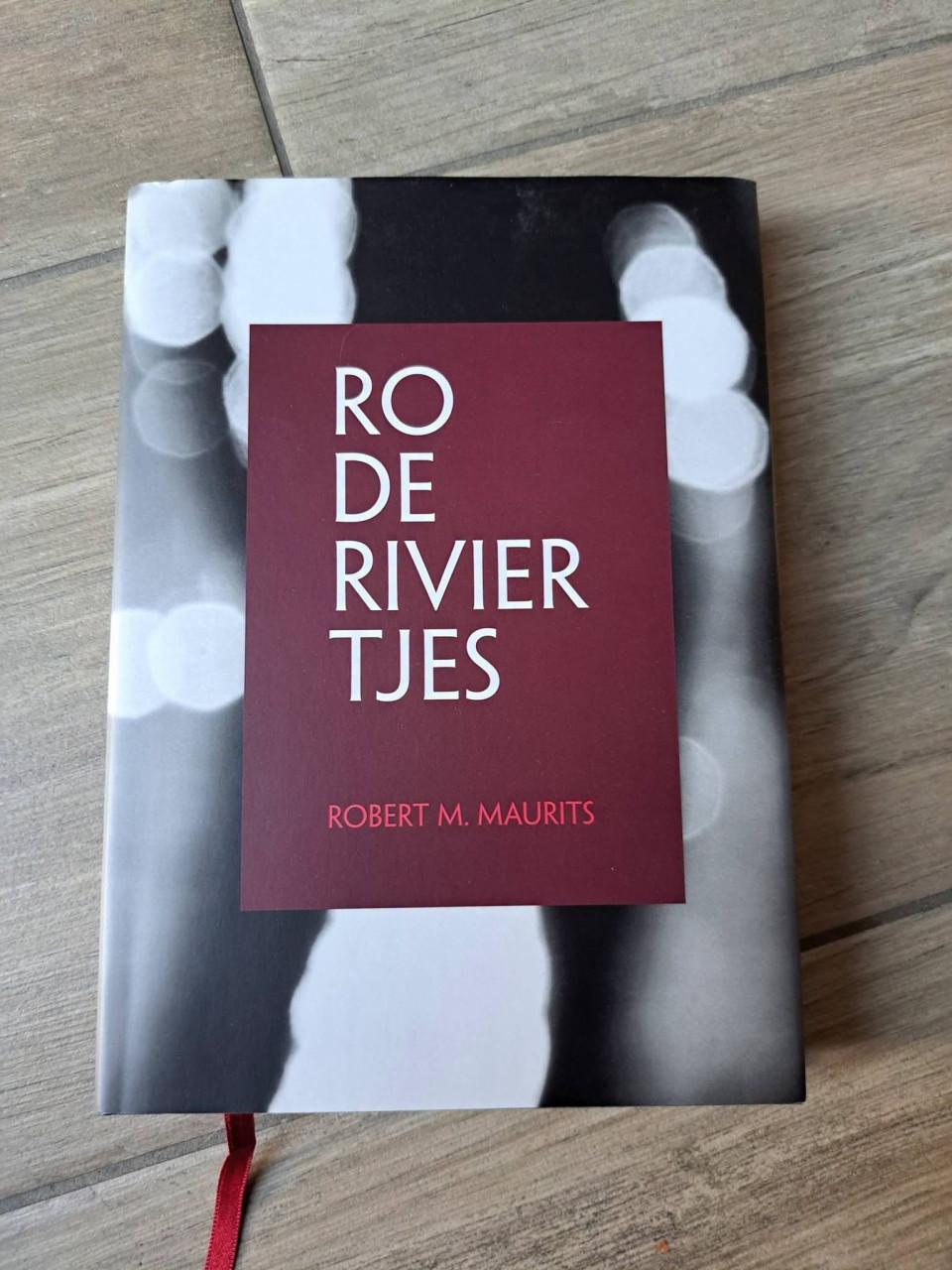 Rode riviertjes van Robert M Maurits