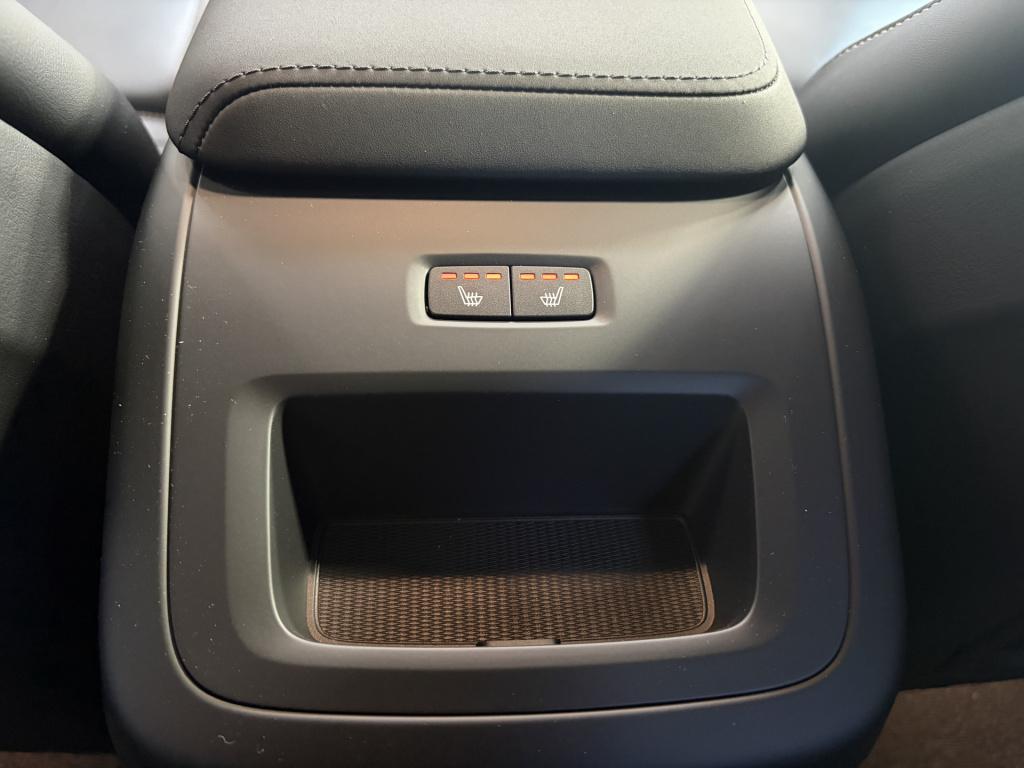 Volvo XC60 2.0 t6 plug-in hybrid awd ultra black edition | trekhaak | 22'' 
