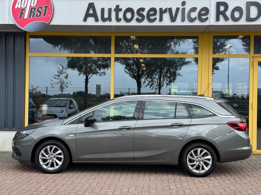Opel Astra sports tourer 1.2 bns elegance