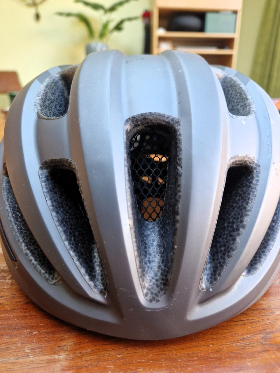 Te koop: zgan Giro fietshelm