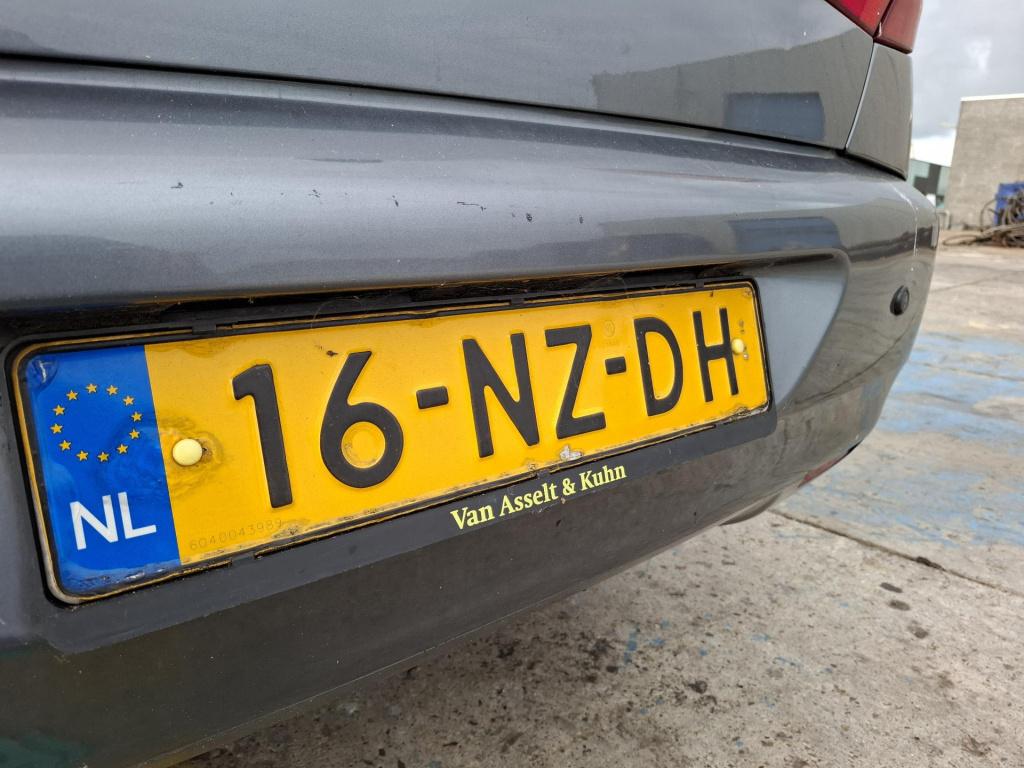 Alfa Romeo 166 2.0 t.spark progression apk 21/08/2026