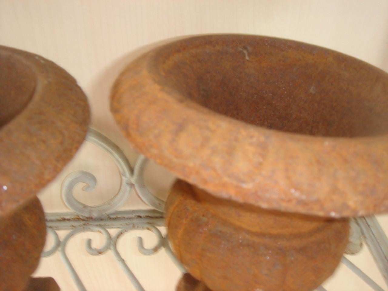 Te koop Gietijzeren potten 2 maal