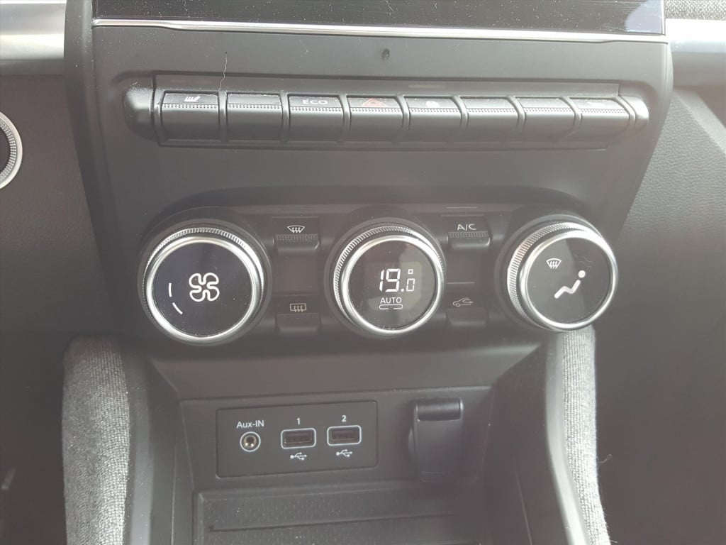 Renault Zoe 135pk intens (batterijkoop) 52kwh 3-fase navigatie | achteruitr