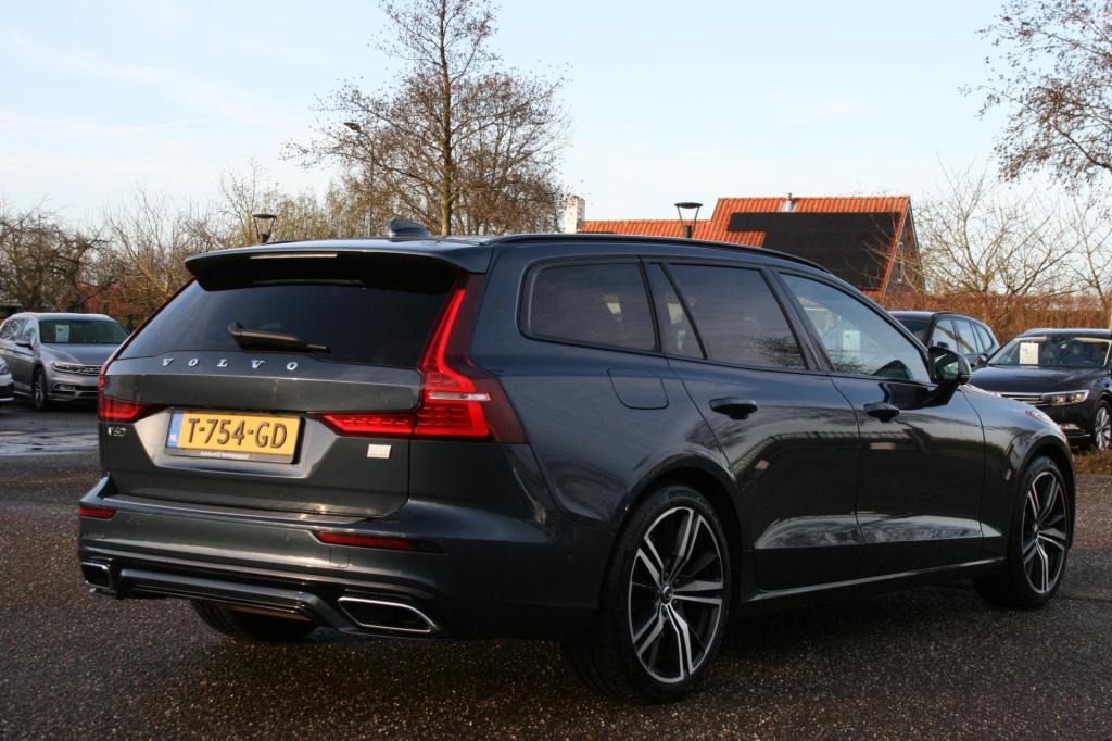 Volvo V60 2.0 t6 recharge awd r-design