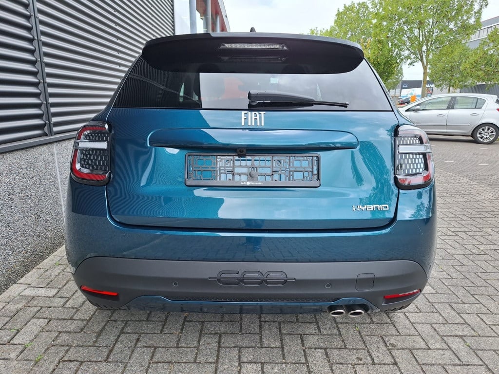 Fiat 600 1.2 hybrid 110 la prima (due colori)