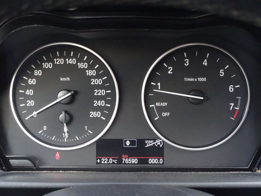 BMW 1 Serie 114i | 18" | bluetooth
