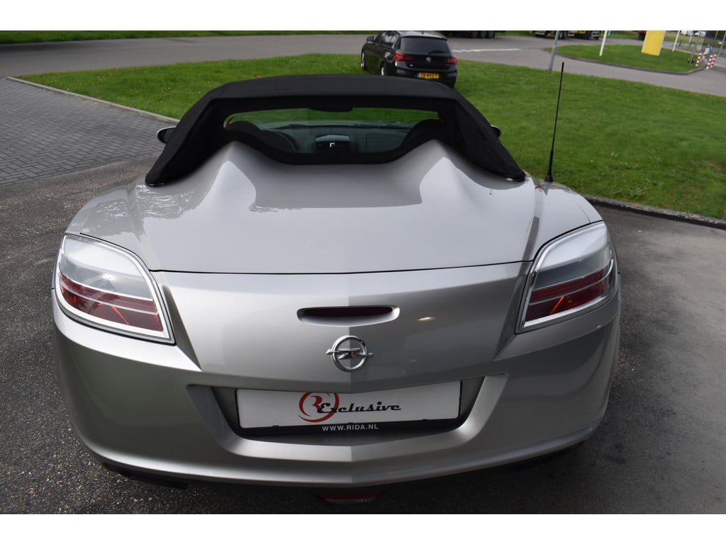 Opel GT 2.0 turbo ecotec