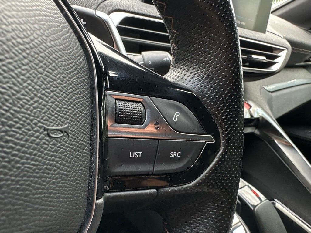 Peugeot 3008 1.2 gt line // automaat // dealeronderhouden //