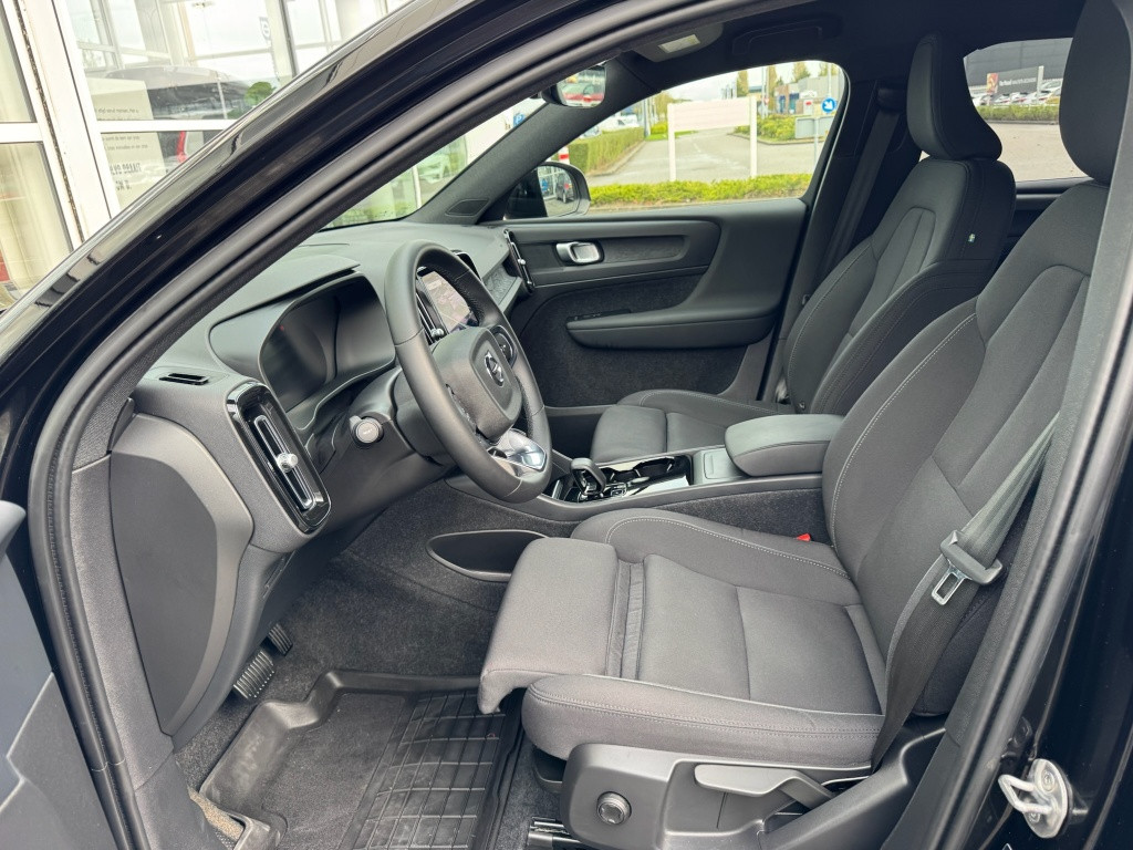 Volvo XC40 recharge plus 70kwh| trekhaak | stuur+stoel.verw| warmtepomp
