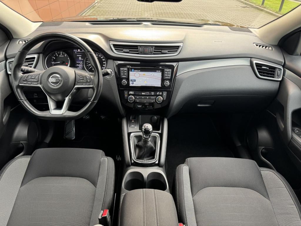 Nissan Qashqai 1.2 n-connecta design pack incl. trekhaak!