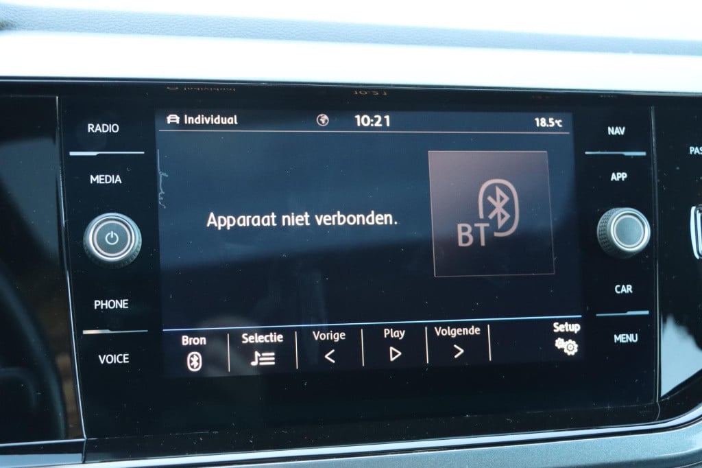 Volkswagen Polo 1.0 tsi highline business r
