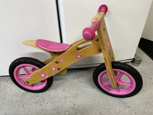 Houten loopfiets