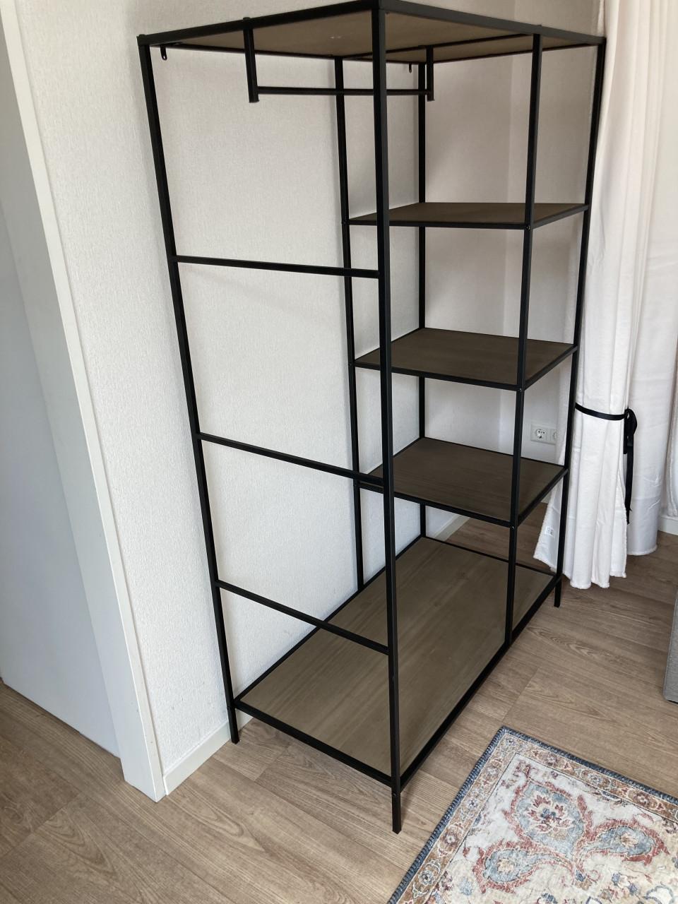 Kast