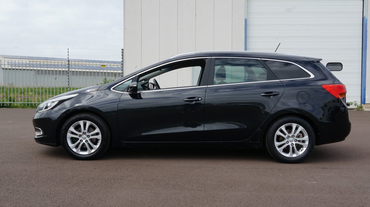 Kia cee'd Sportswagon 1.6 GDI BusinessLine rijklaar incl garantie