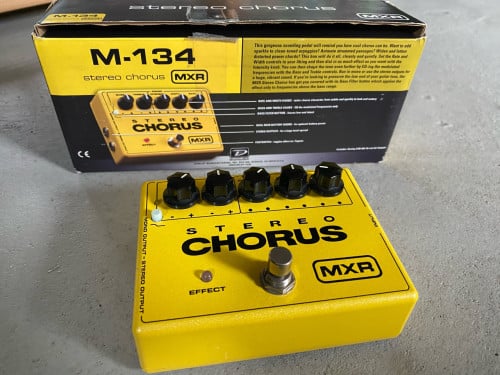 MXR M134 stereo chorus effecten pedaal gitaar keyboard etc