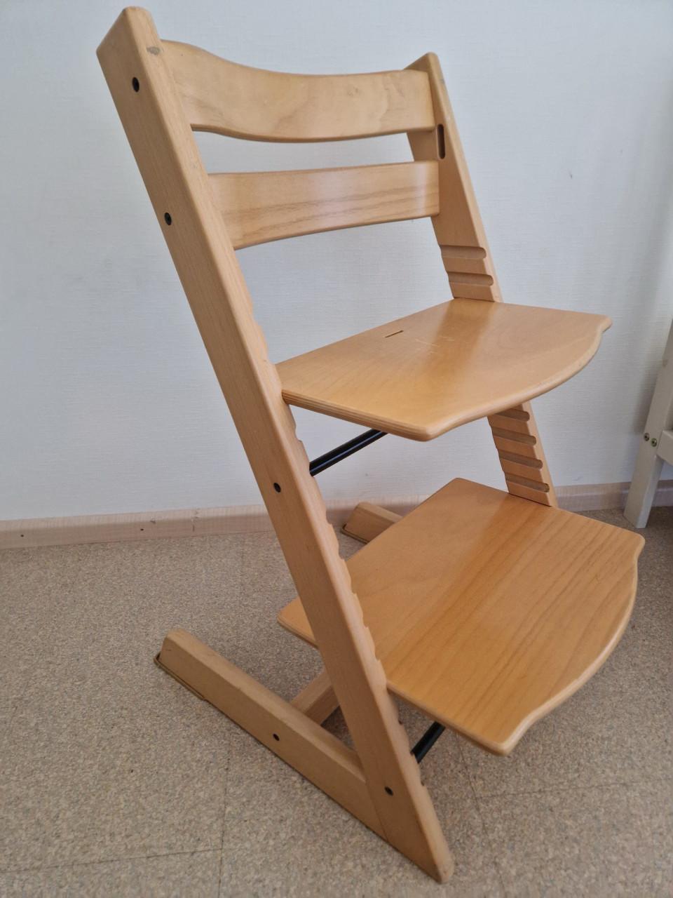 Kinderstoel (tripp trapp).