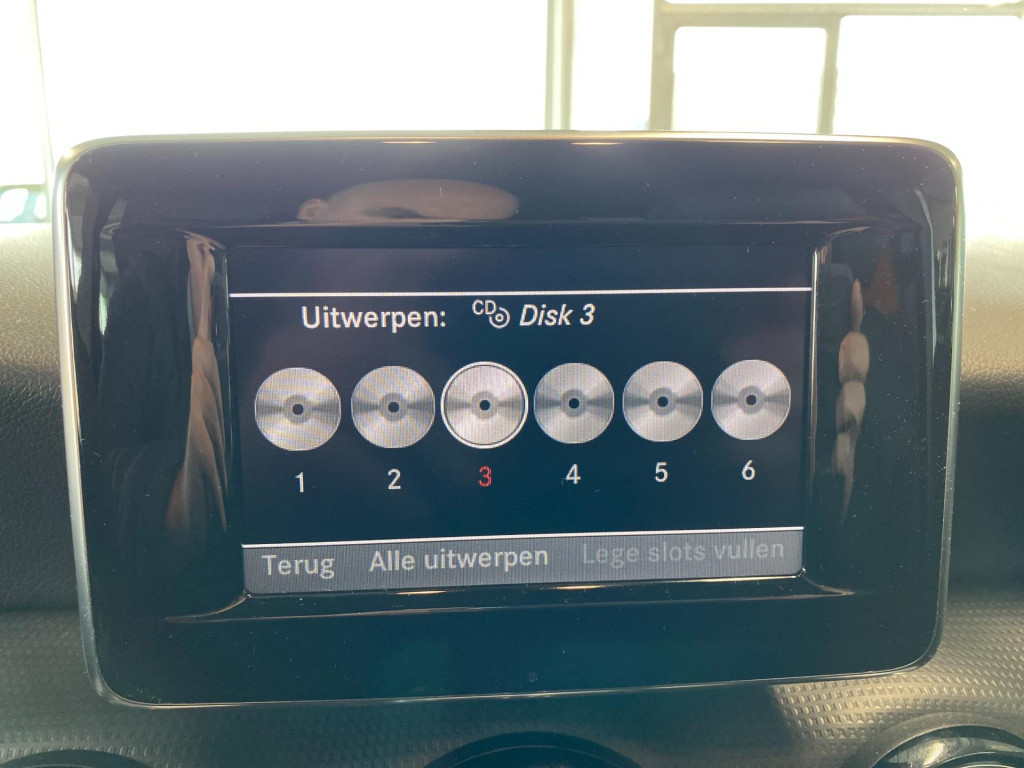 Mercedes-Benz A-Klasse 180 ambition style automaat , afneembare trekhaak