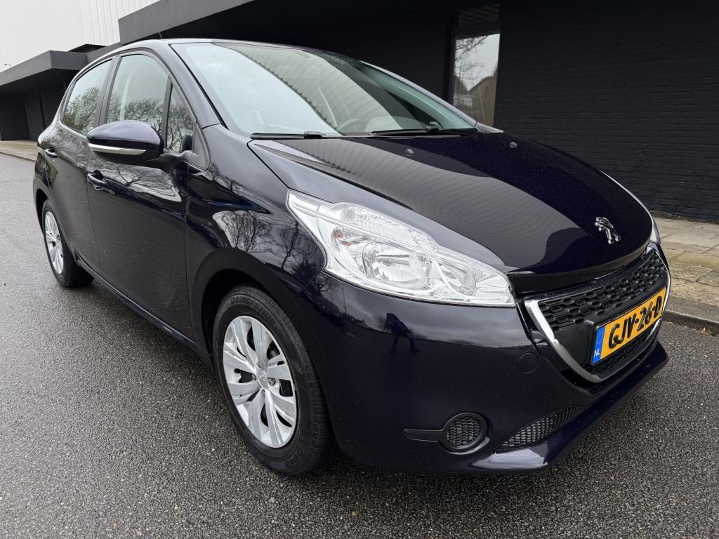 Peugeot 208 1.2 vti envy