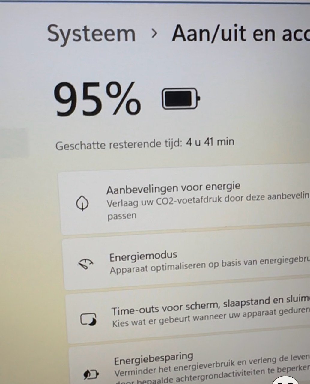 Lenovo IdeaPad 3 / Intel Core i3 / 10de generatie / 8GB ram / Windows 11 /