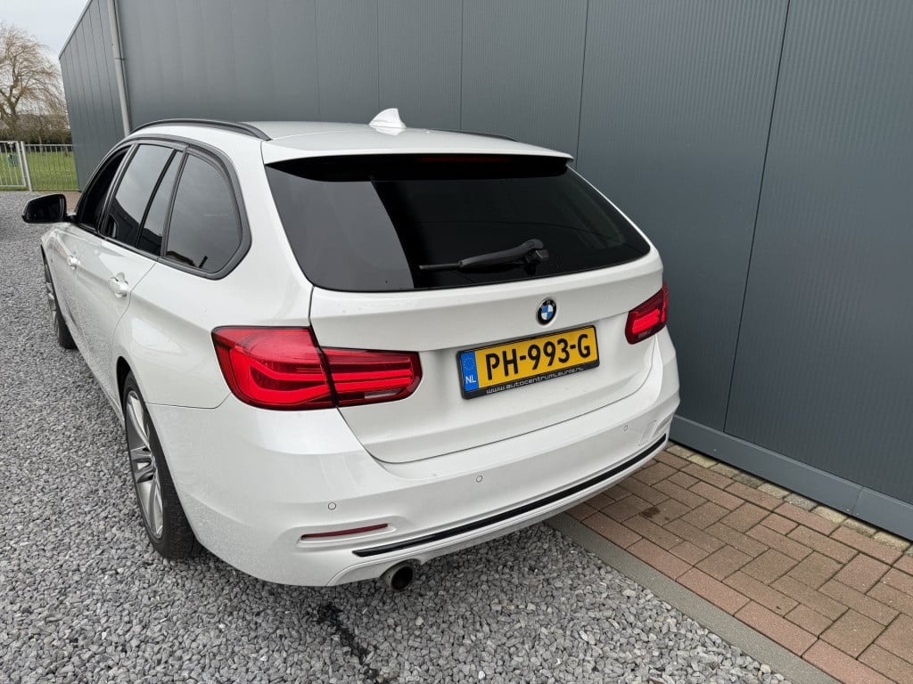 BMW 3-serie touring 318i automaat high executive sportline