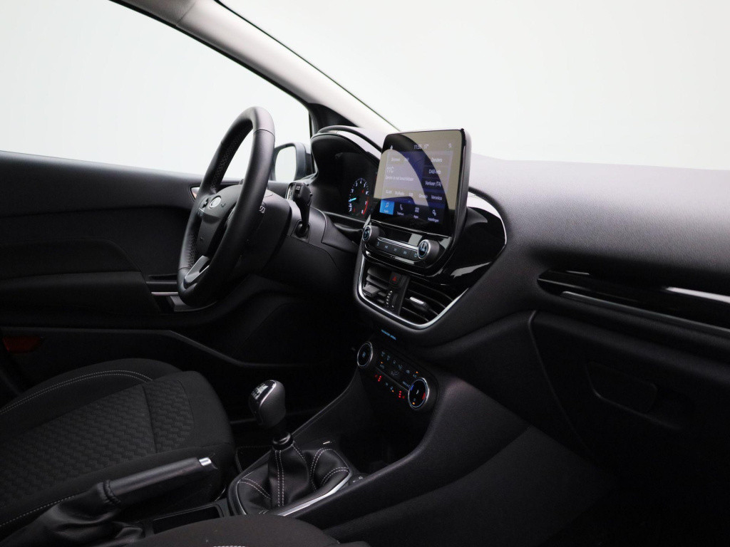 Ford Fiesta 1.0 ecoboost hybrid titanium