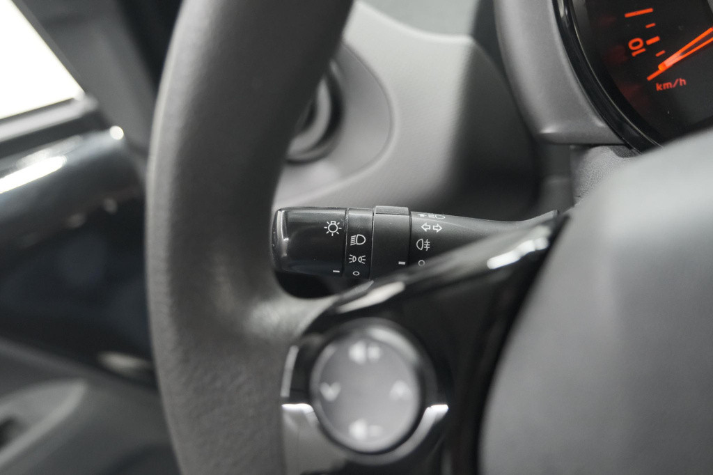 Peugeot 108 1.0 e-vti active | airco | bluetooth | elektrische ramen | 5 de