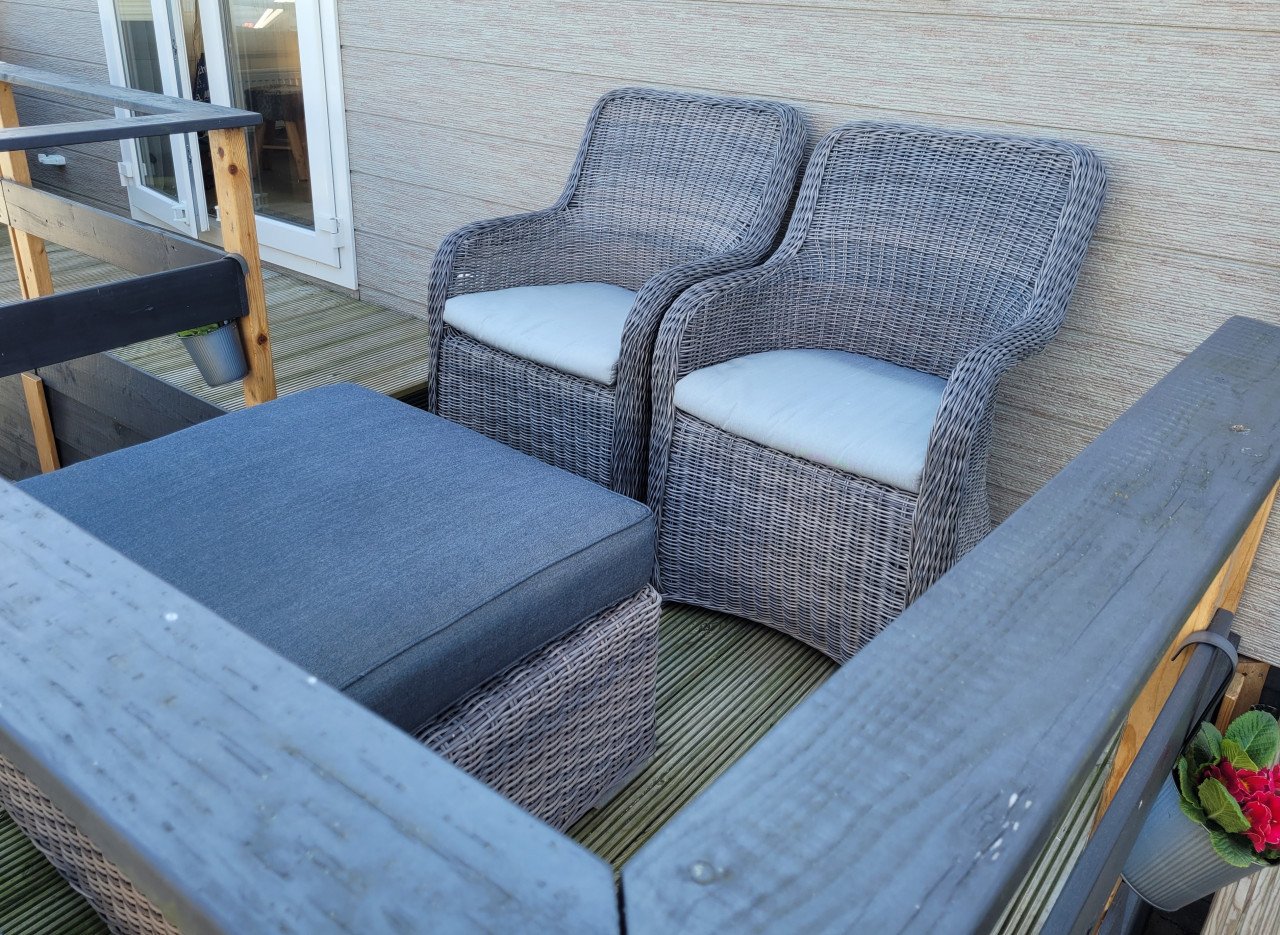 Leuk tuinsetje, ideaal voor terras of balkon