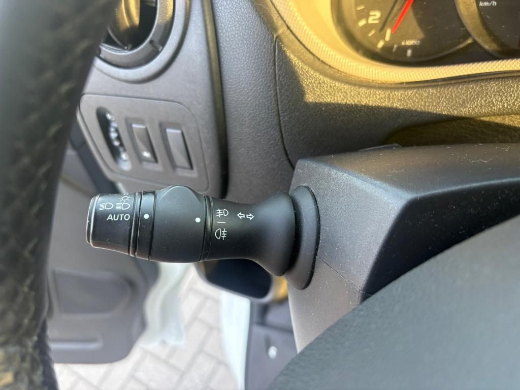 Nissan Nv400 nissan 2.3 dci l2h2 optima buscamper