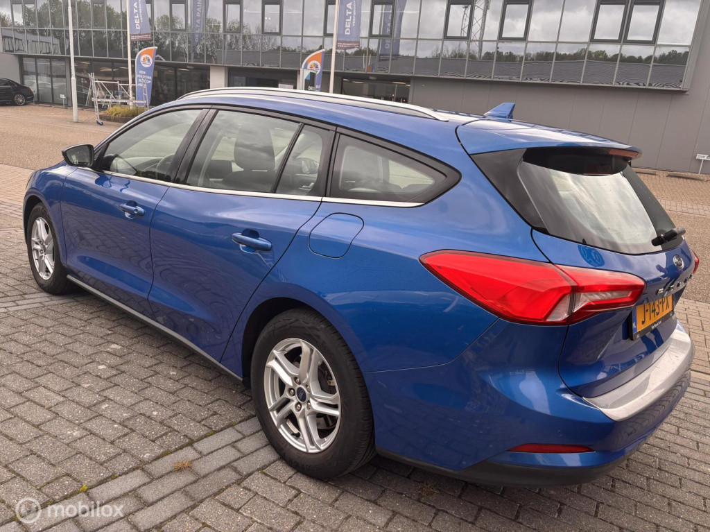 Ford Focus wagon 1.0 ecoboost trend edition business