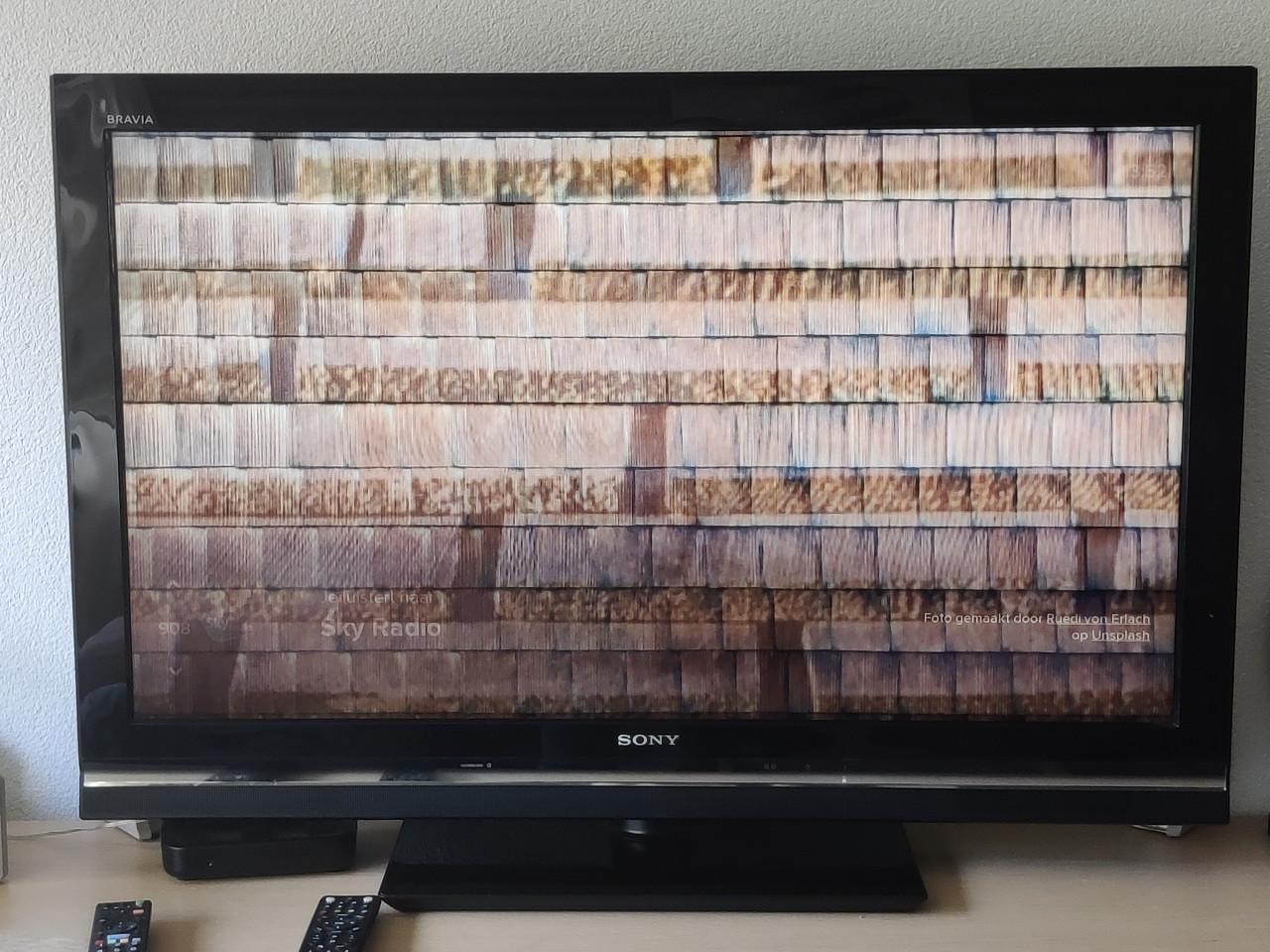 Sony Bravia LCD digital colour TV 40 inch