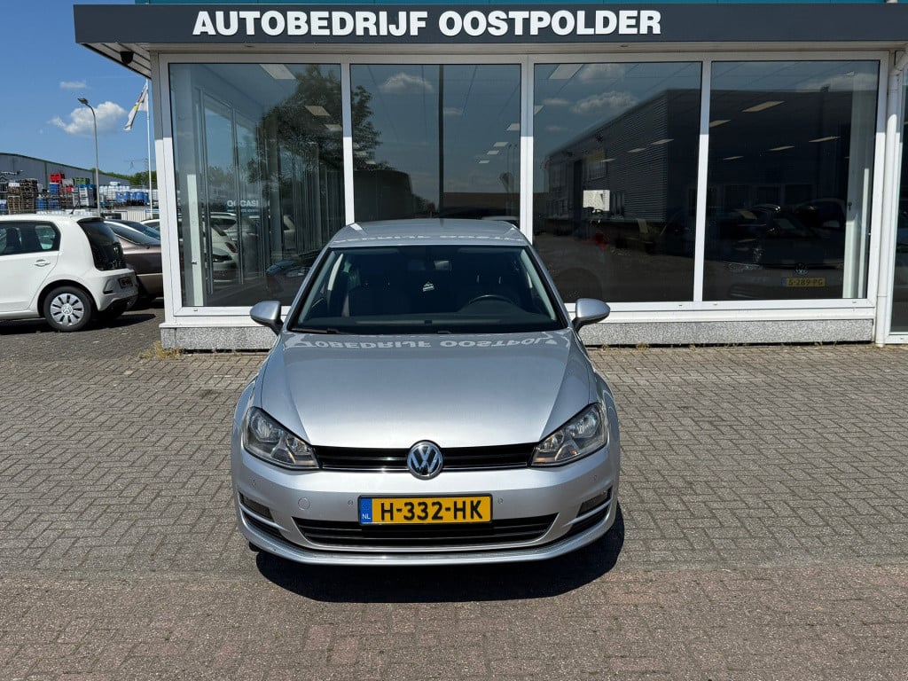 Volkswagen Golf 1.4 tsi act connected series