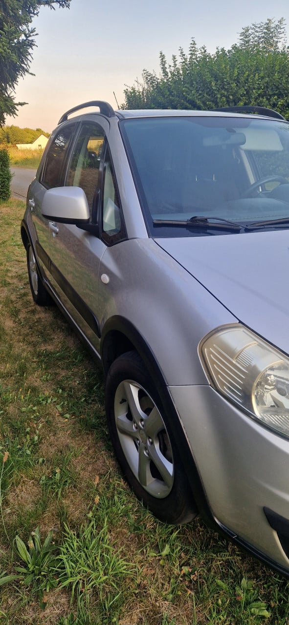 Suzuki SX4 1.6 apk tot 8-8-2026