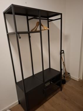 GERESERVEERD Metalen Kapstok / kledingrek
