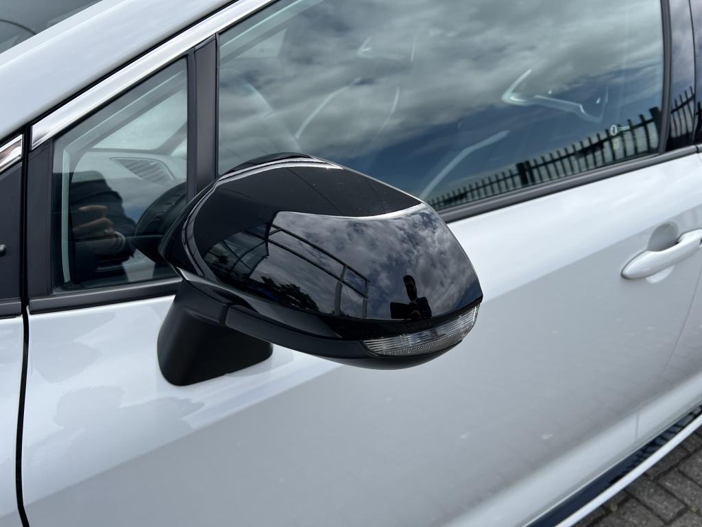 Toyota Corolla Touring Sports 2.0 hybrid gr sport plus | pano | jbl | head 