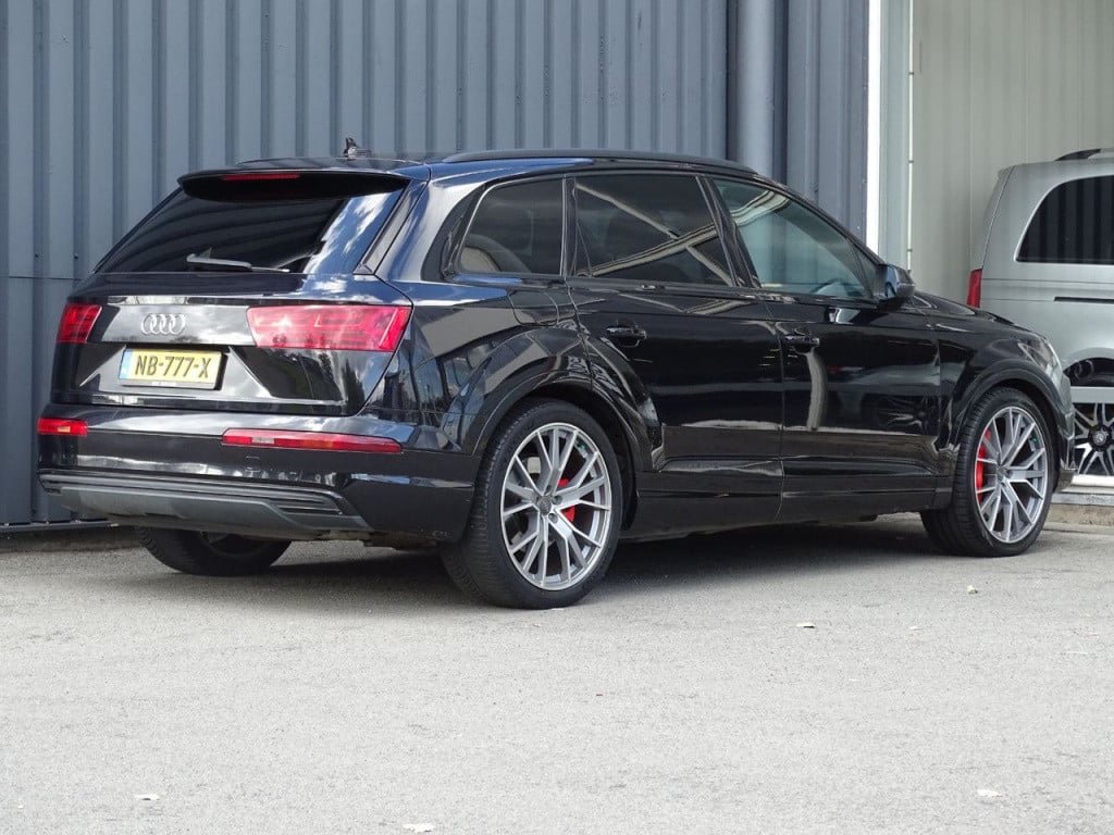 Audi Q7 3.0 tdi e-tron quattro sport s-line | pano | 22"