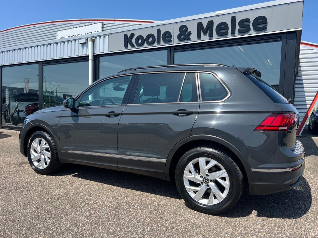 Volkswagen Tiguan 1.5 tsi 150pk dsg life elegance , trekhaak , adaptive cc 