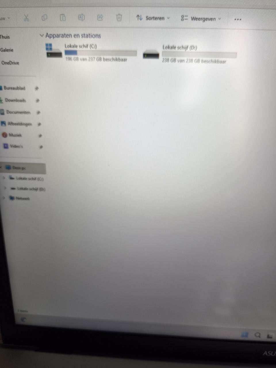 Asus laptop 17 inch FHD,