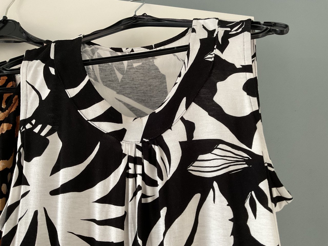 3 nieuwe tops, shirts City Life XL, nooit gedragen