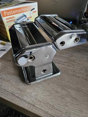 Zgan complete vintage Pastamachine met 9 standen nette staat