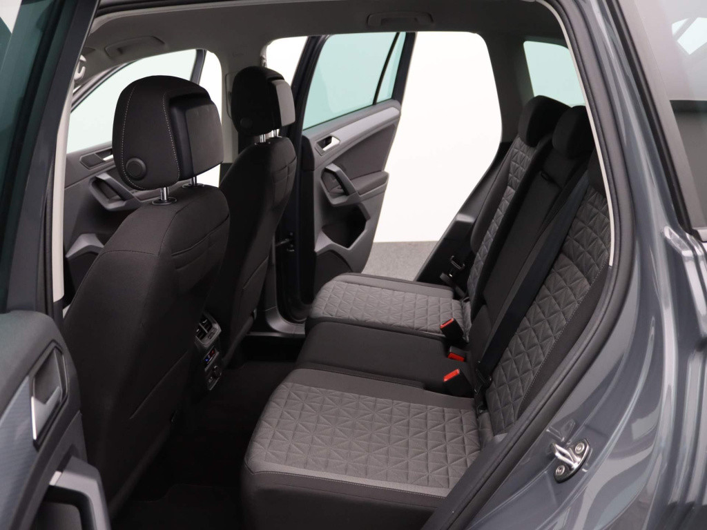 Volkswagen Tiguan 1.5 tsi life | automaat | lmv | climate control | navigat