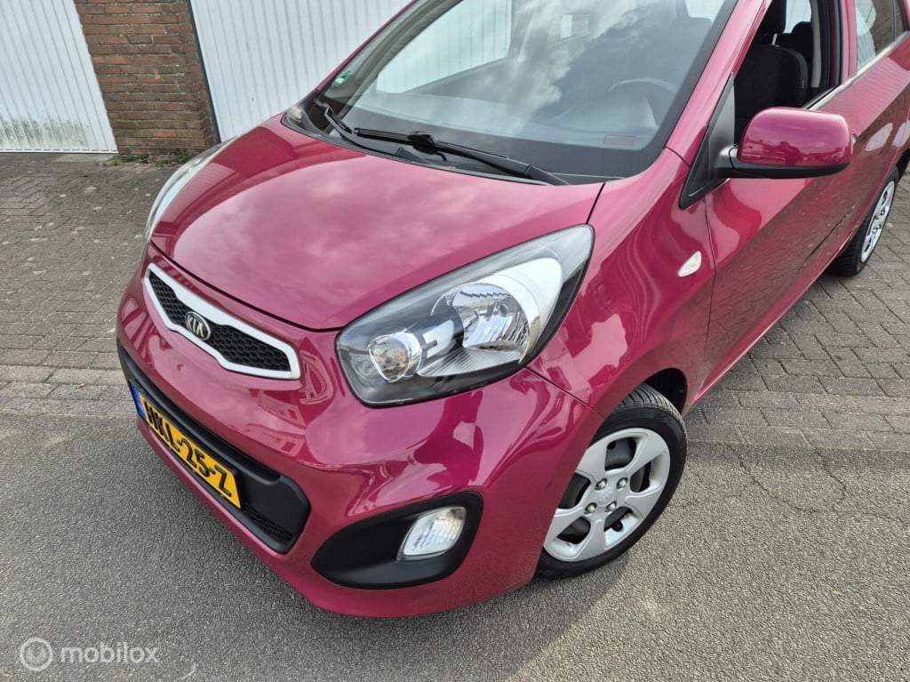 Kia Picanto 1.0 cvvt 5- deurs / airco / parkeersensoren